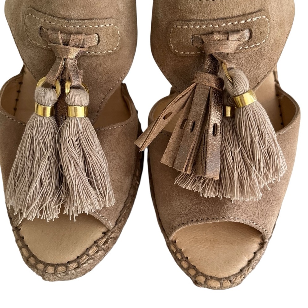 Kanna Tan Suede Wedge Sandals with Kiltie Tassel Detail 39(8.5) NEW - Picture 5 of 9